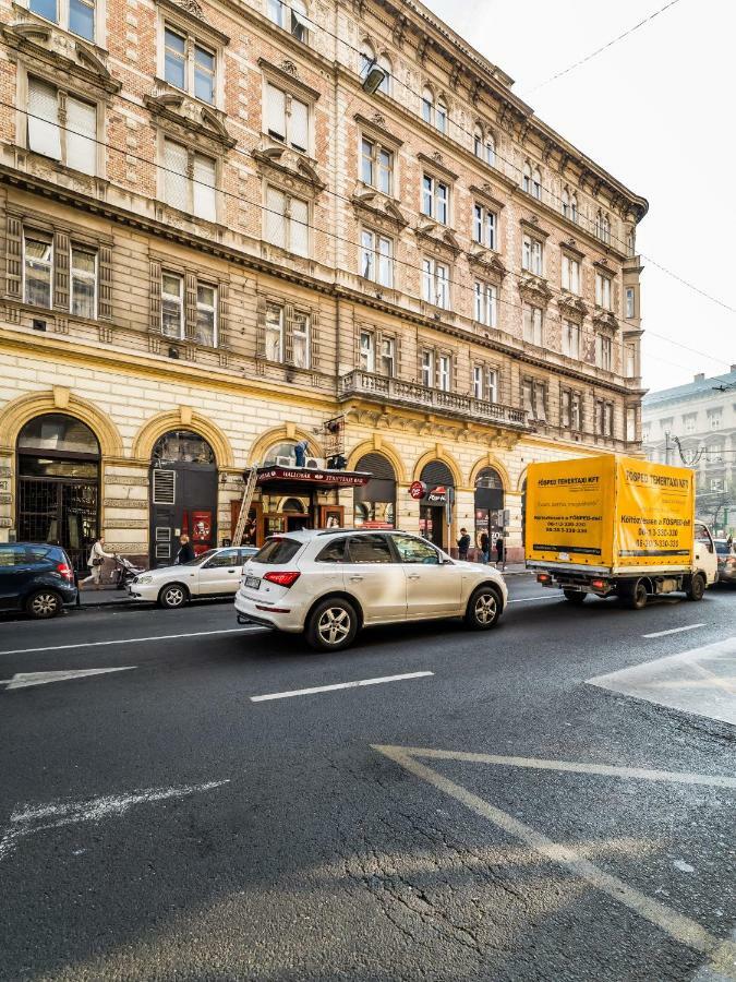 Hello Downtown Apartment - Movie Budapest Eksteriør billede